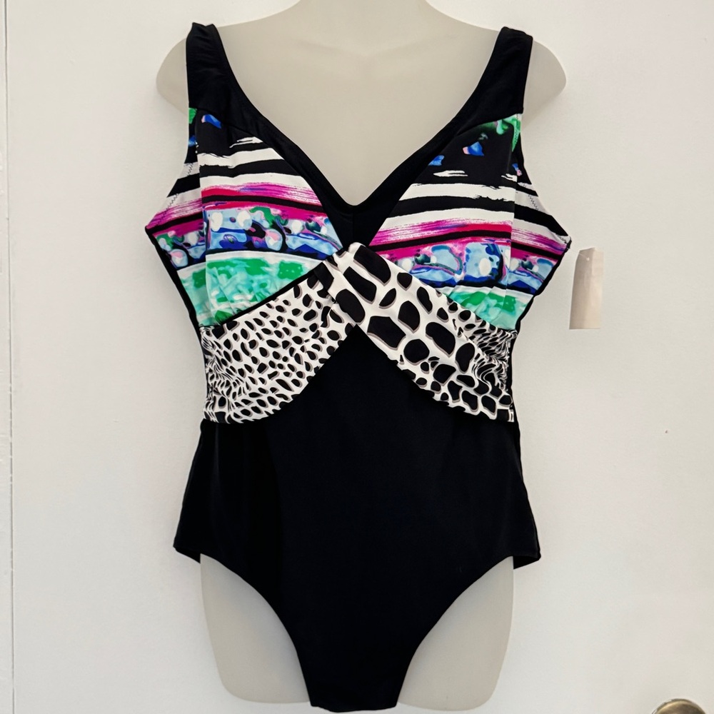 Stylish Esmara Women's One-Piece Swimsuit - Black and Multicolor